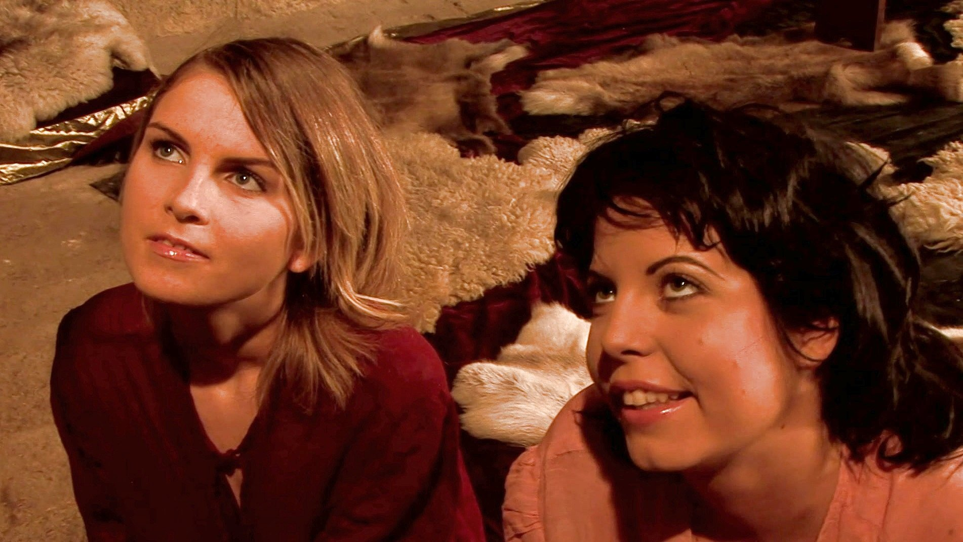 Three Maidens Make Out on the Fur Lined Chamber of Warlords Castle