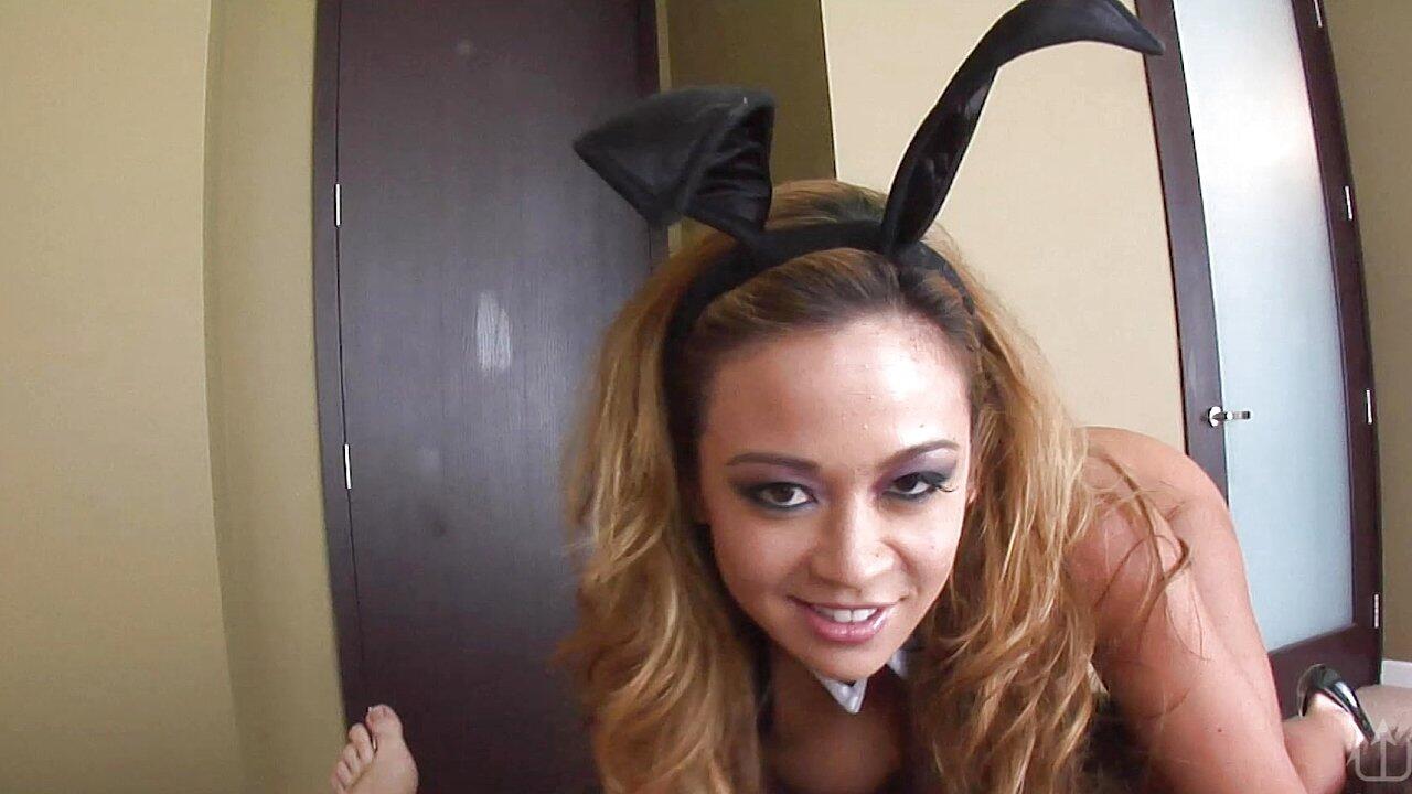 Asian Mouth Slut Mia Lelani Deepthroats a Cock and Drinks Cum From a Glass