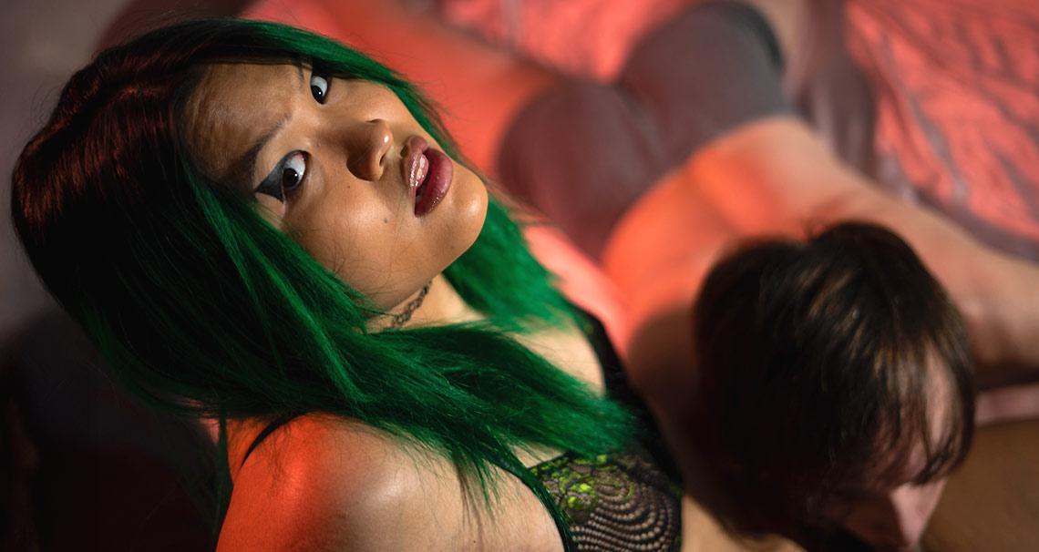 Green Haired Trans Babe Gets Nailed