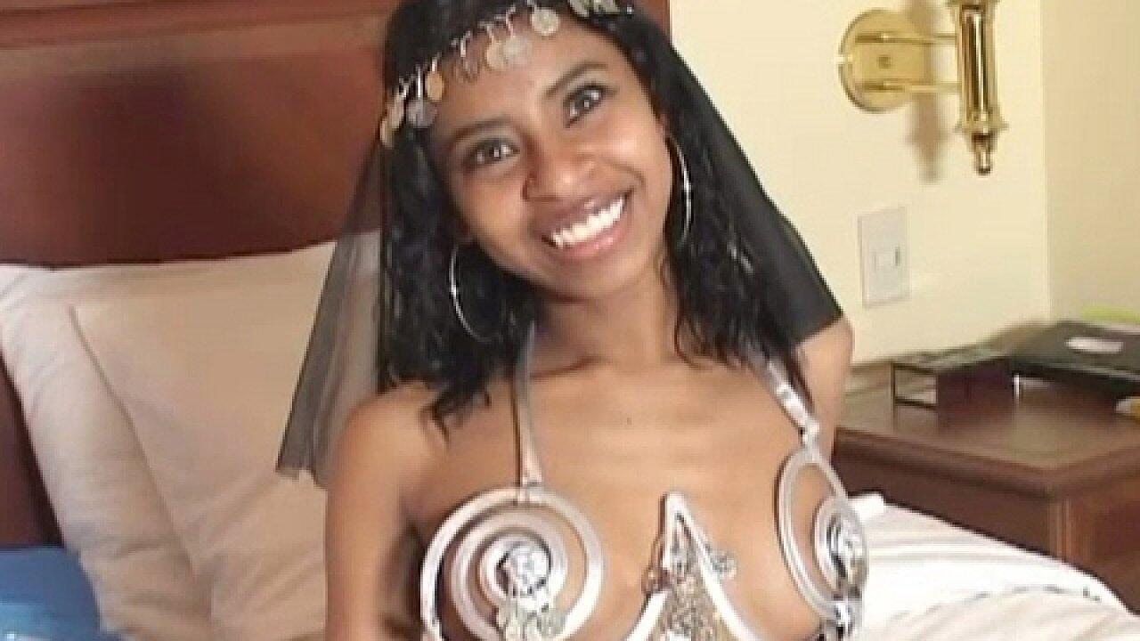 Jordan Swallow Has A Pretty Persian Pussy That She Smashes Down On A Dong