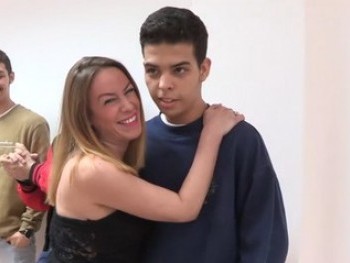 Lucia Hormigos Desvirga a Un Yogurin En Su Ultimo Gang Bang. El Proximo Puedes Ser Tu... Apuntate a Nuestra Proxima Quedada!!!