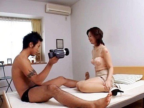 Amazing Japanese Woman Enjoys Sex