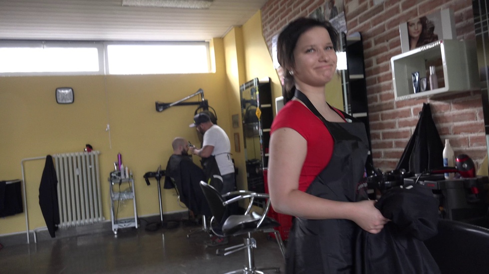 18 Y/O Hairdresser