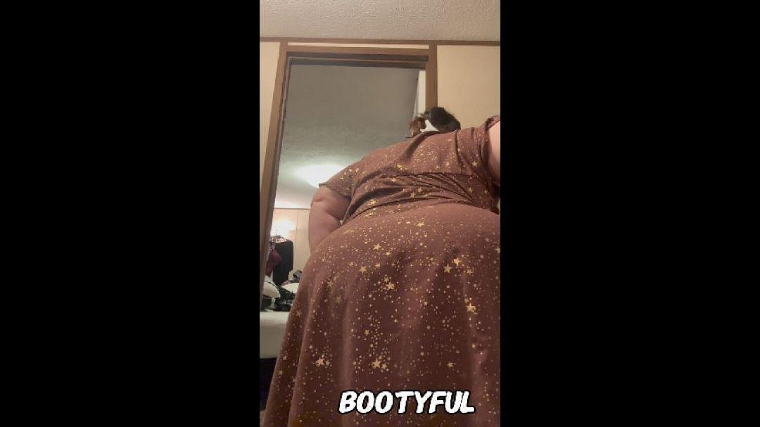 Answering Fan Question Followed By Bubble Fart