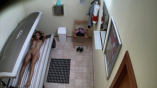 Czech Beauty in Solarium