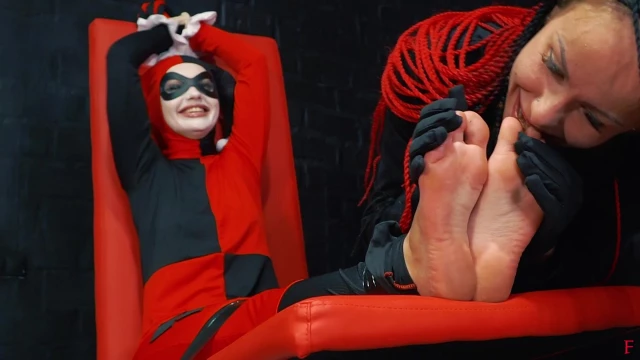 Crazy Harley Quinn Fails - Long Feet Tickle, Licking Toes and Straitjacket + Gag