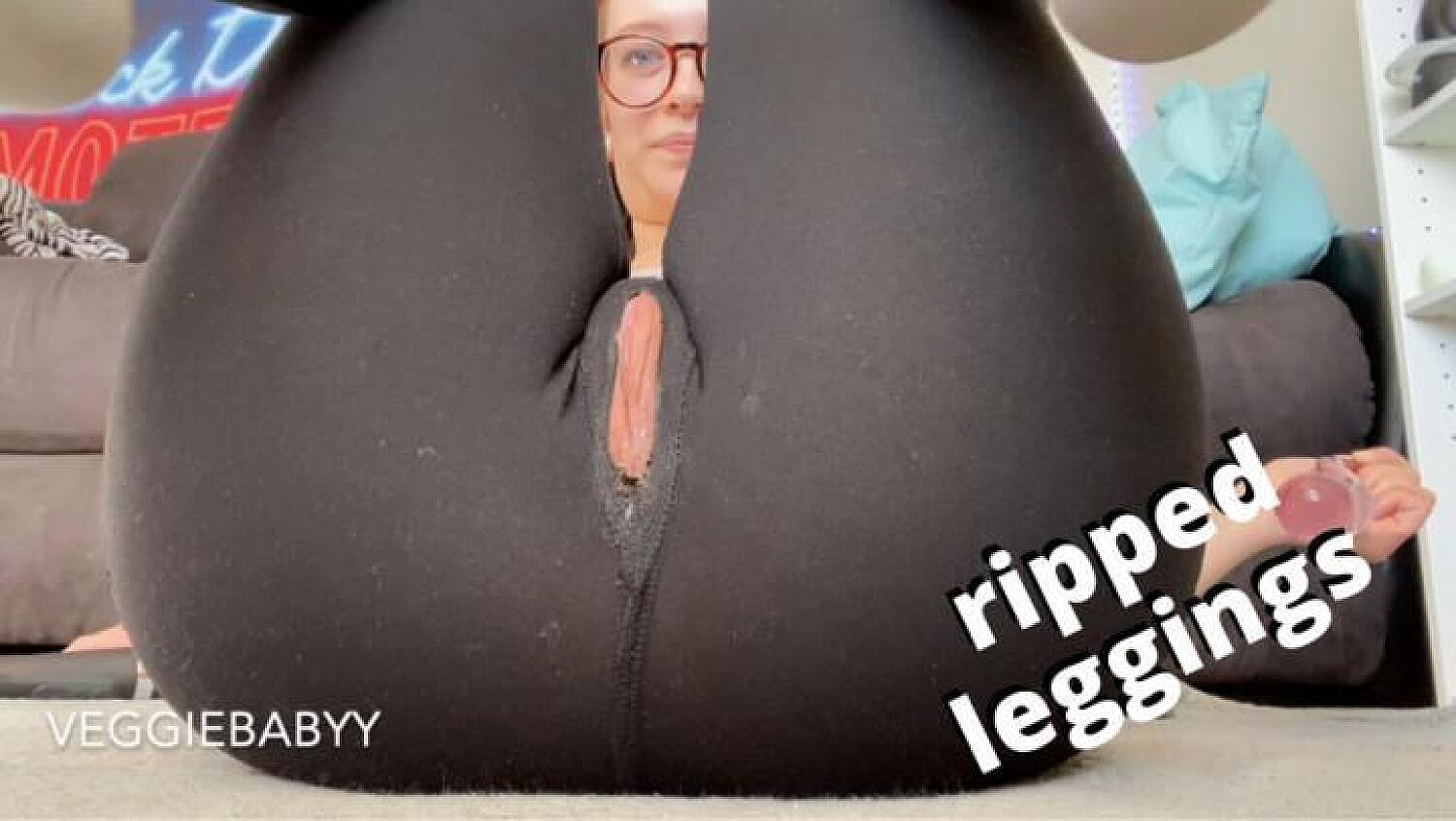 Masturbating In Ripped Leggings