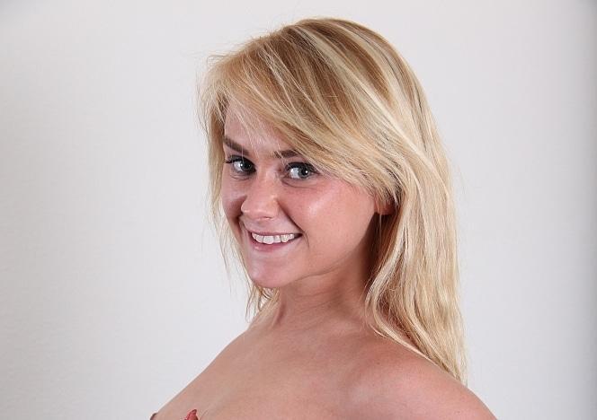 Lizzie Bell Strokes Daddys Cock