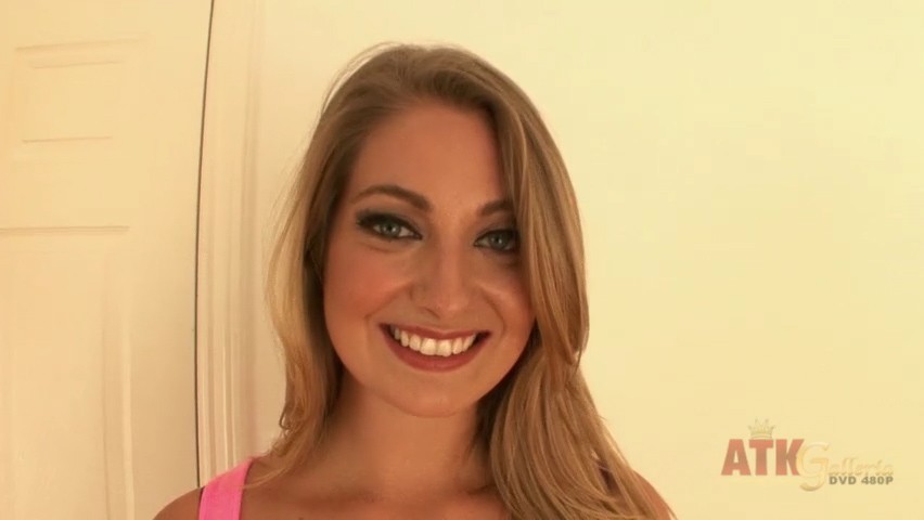 Tara Weston - Masturbation