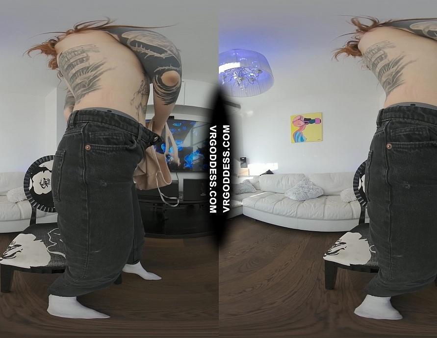 Tattooed Babe Cheri Fetish Video Hair Brush Masturbation