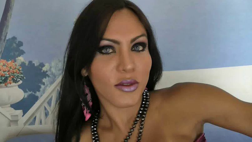 Luciana Sodomizes Kaelys!