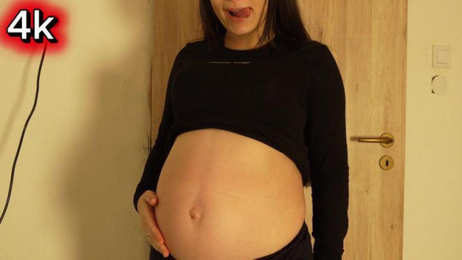 Indian Pregnant Stepsister Masturbates In The Bathroom And