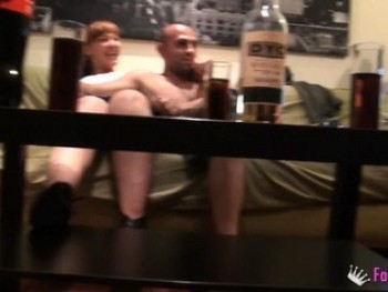 Nayira, De Fiesta Con Los Colegas Del Barrio Dias Despues De Dejarlo Con Su Novio