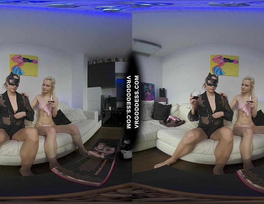 Miss Pussycat Lesbian Kama Sutra Strapon Sex with Pretty Poppy Skinny Models Banging