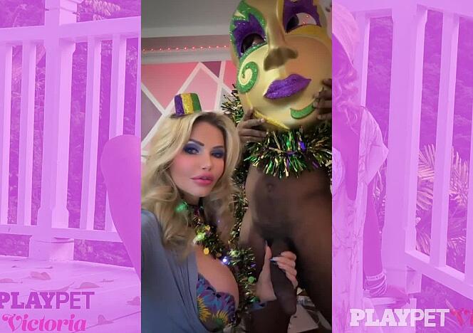 Mardi Gras With Victoria And Ralph