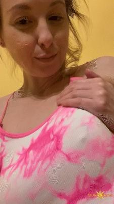 Titty Bouncing in My Pink Top!