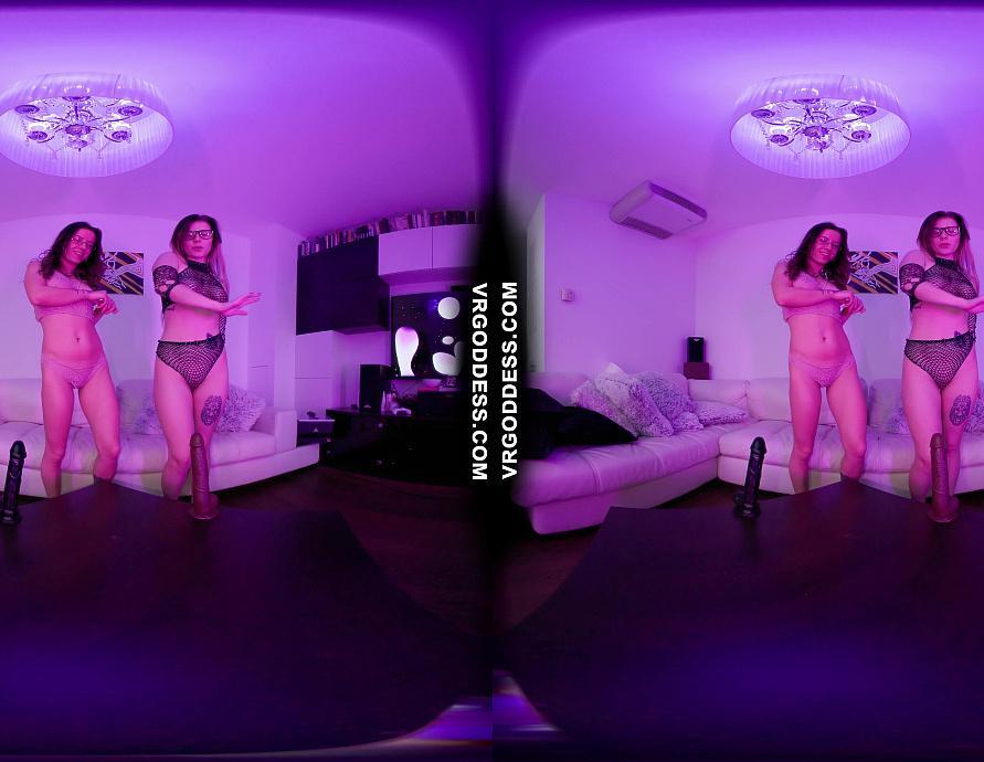 Gabriela Lati And Melonie Fucking Big Black Dildos On The Table