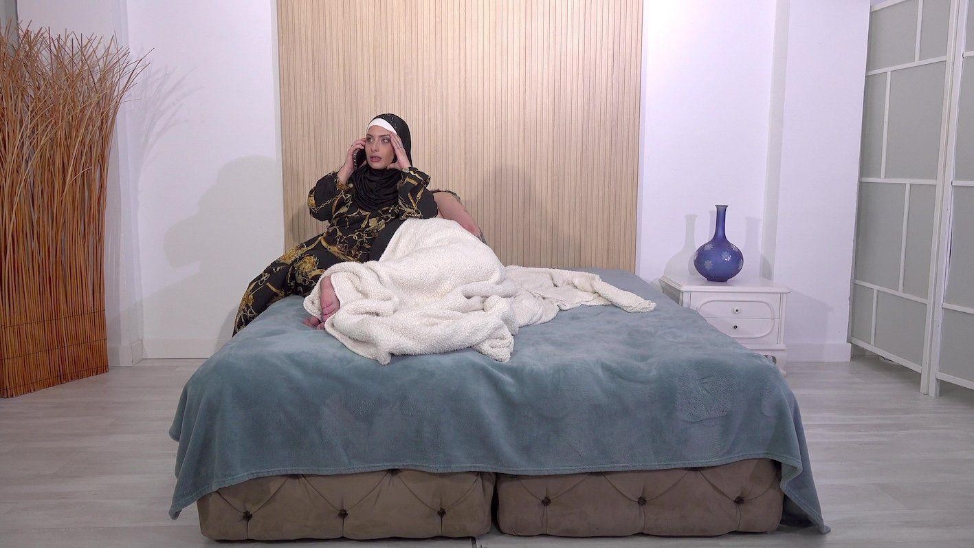 Sexy Babe in Hijab Annoyed Her Husband