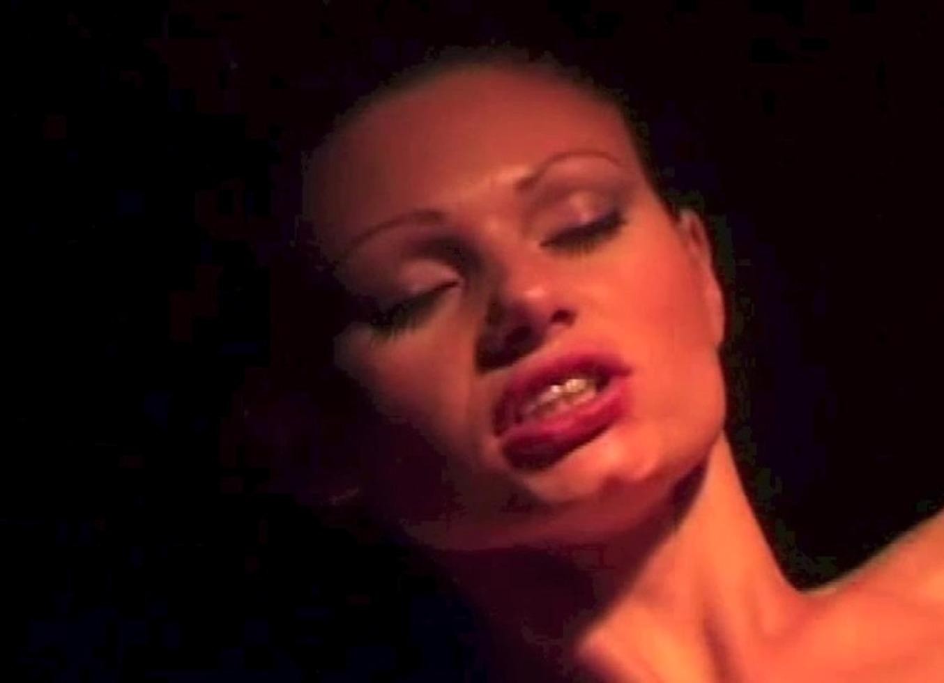Beautiful Face and Tight Pussy for a Good Fuck