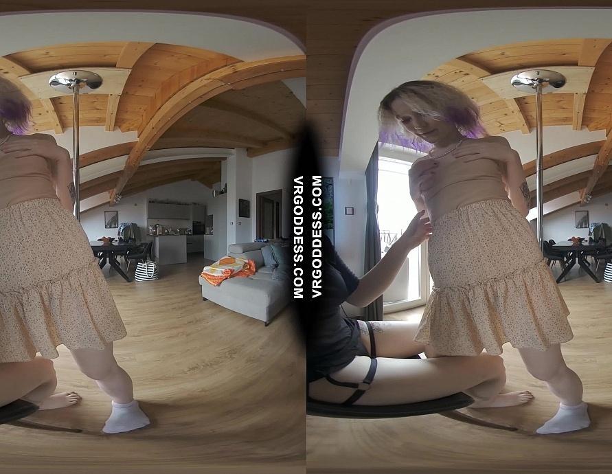 Diana and Ingrida Giving Each Other Sexy Striptease Lapdances Fingering Pussies on Vacation