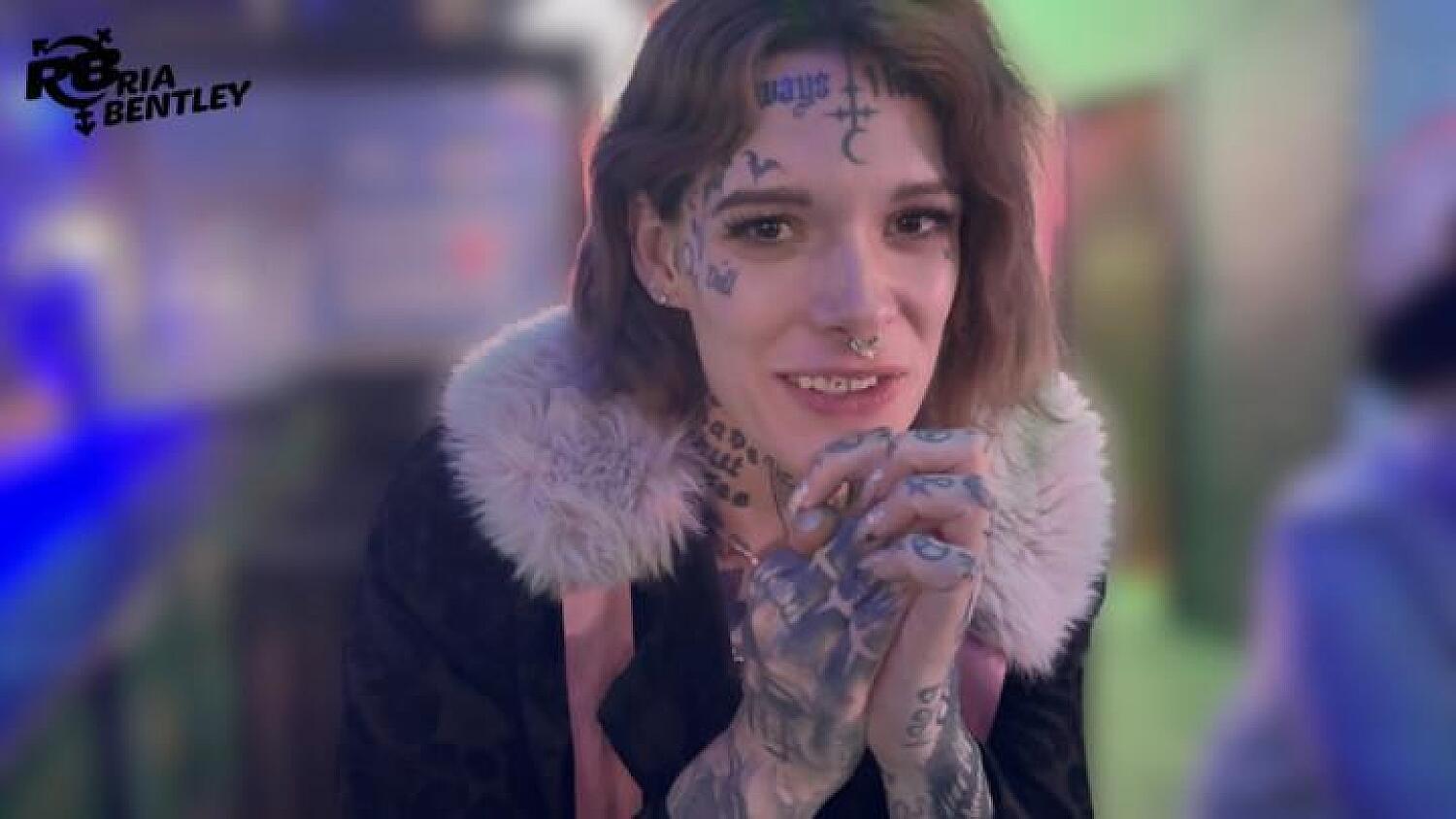 Ria Bentley Interviews Canadian Tea Winner Amy Nosferatu