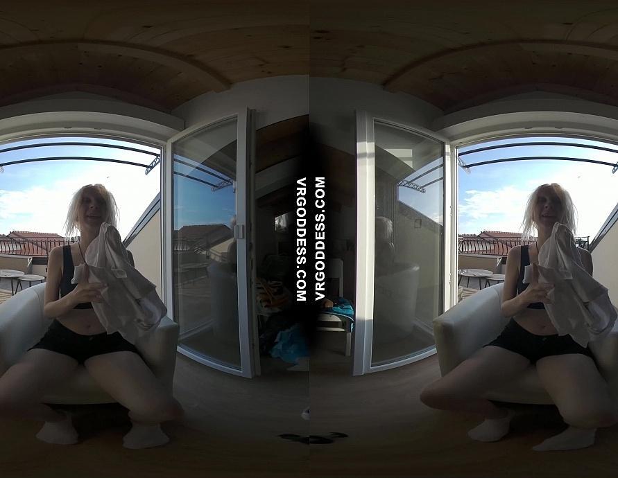 Blonde Ingrida Vacation Sunset Dildo Masturbation