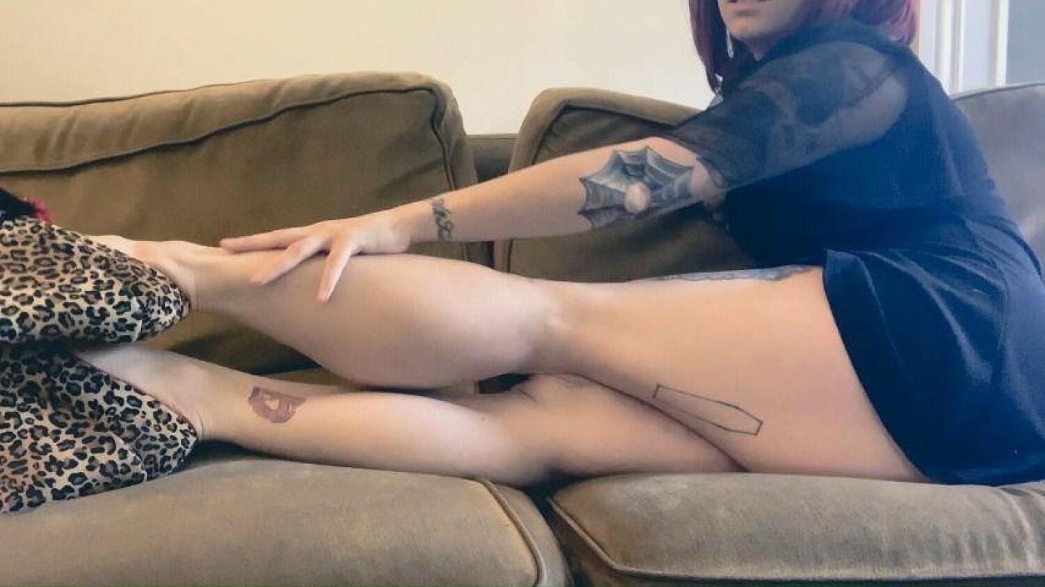 Step-Mom Calves JOI Grad Present