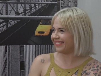 Madlifes Deluxe Debate: Hot Take with Ayesa and Salva.