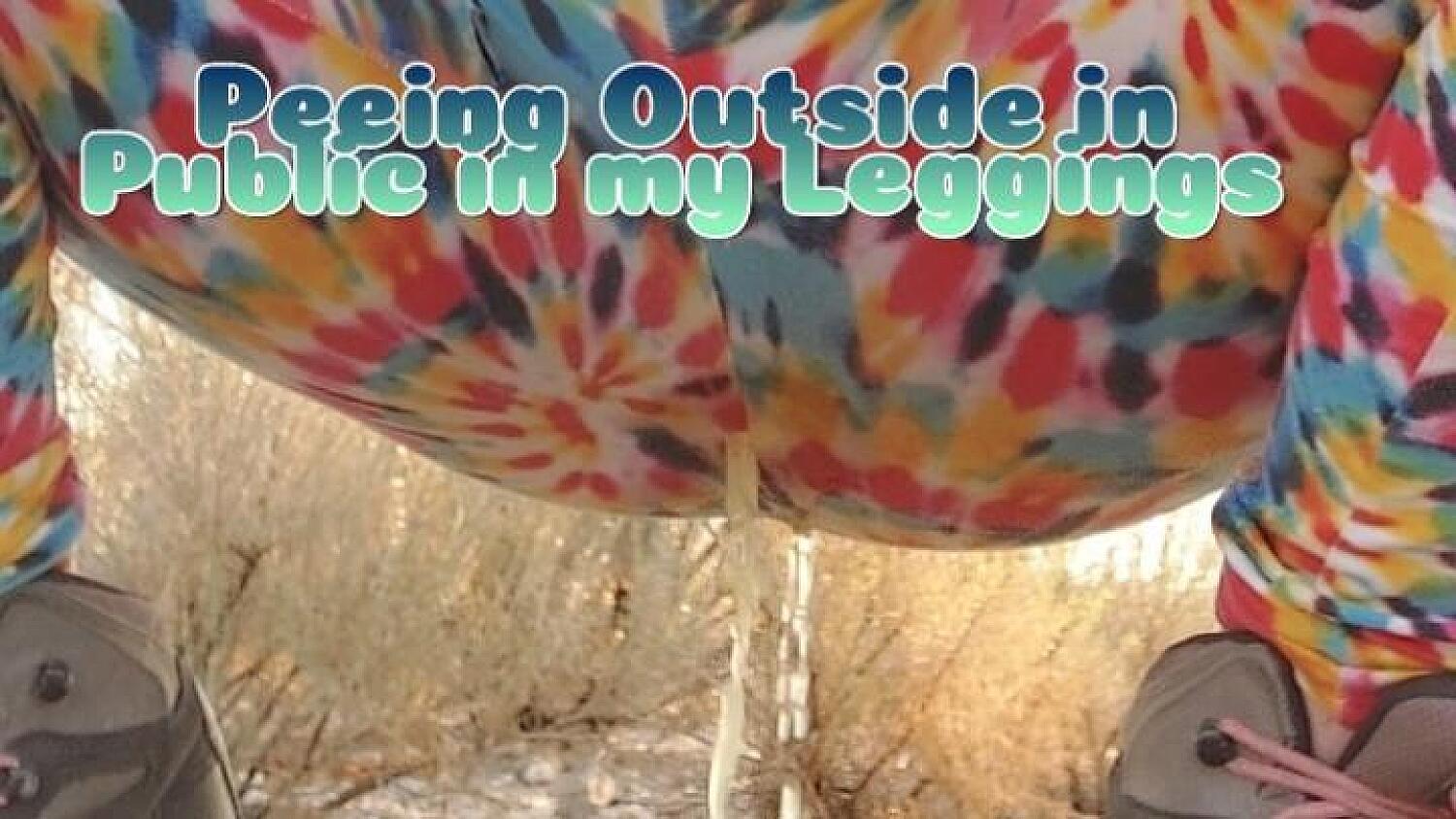 Peeing Outside In Public In My Leggings