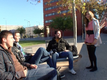Sol Looks for College Guys in Valencia to Fuck Them. Cazatolas 1.0