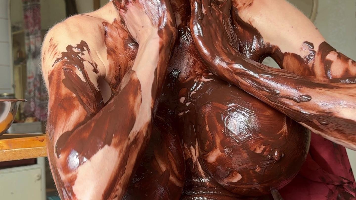 Selfie Fetish 13: My Tits Became Your Dirty Chocolate Plate
