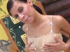 Klara Smetanova Finger Fun