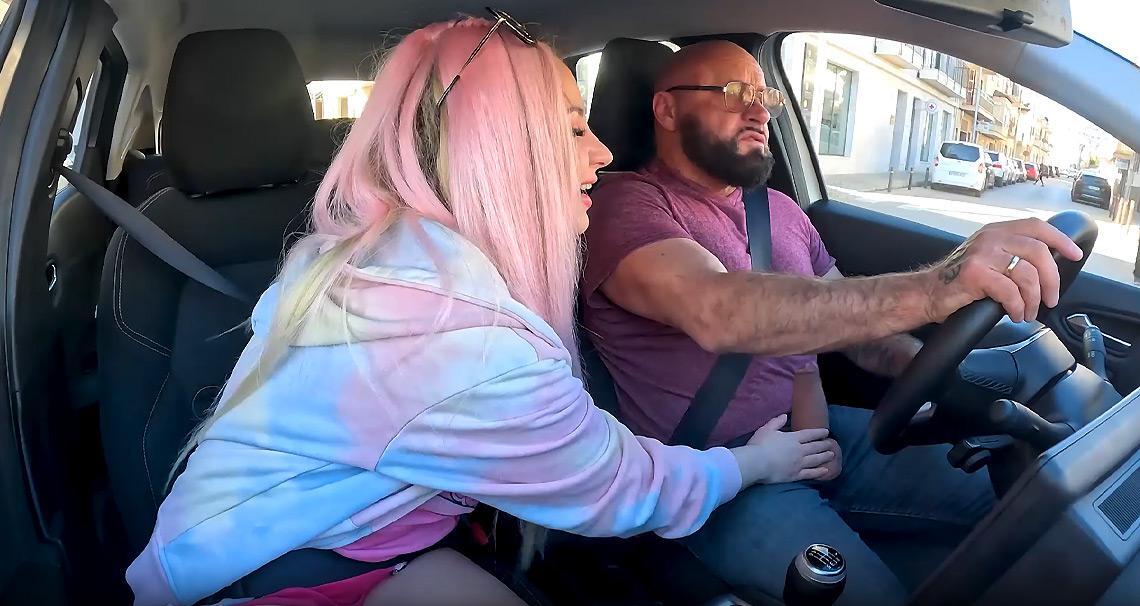 Pink Haired Latina In Intense Car Fucking
