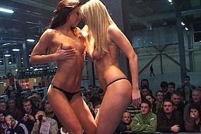 Naughty Gals In Sexshow
