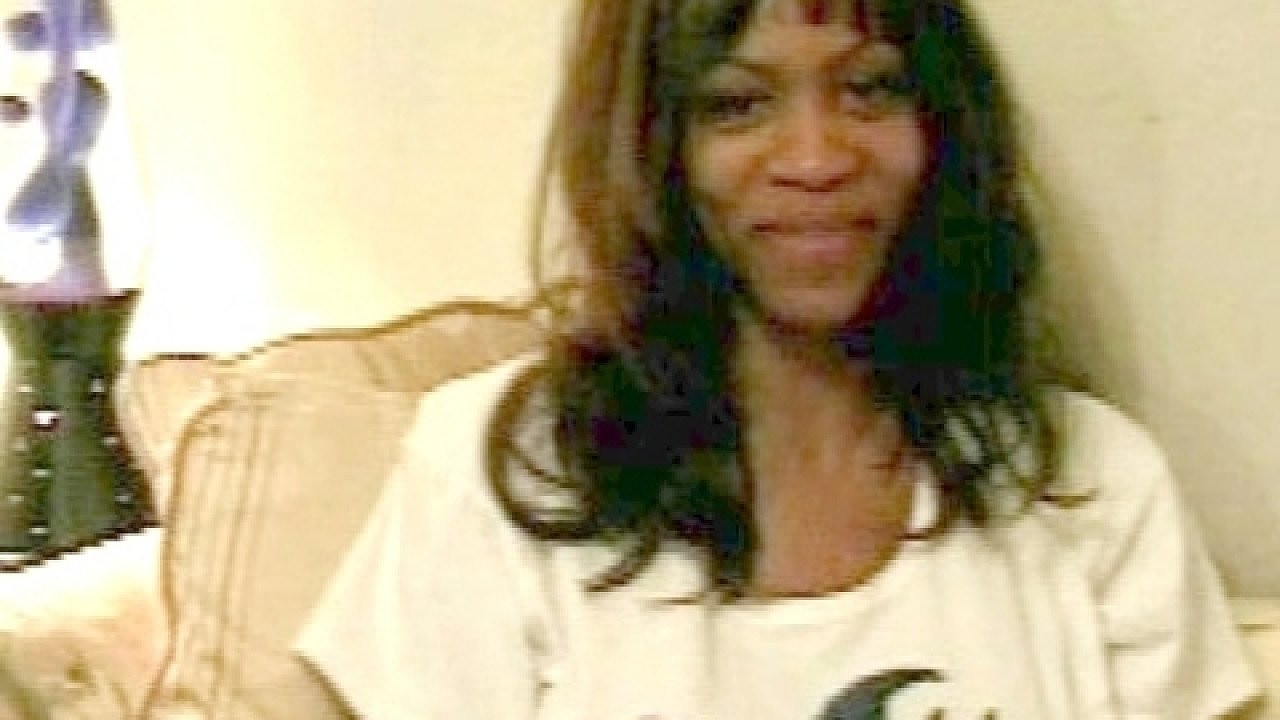 Ebony Girl Chardonnay Black Gets Laid By A White Guy On The Couch