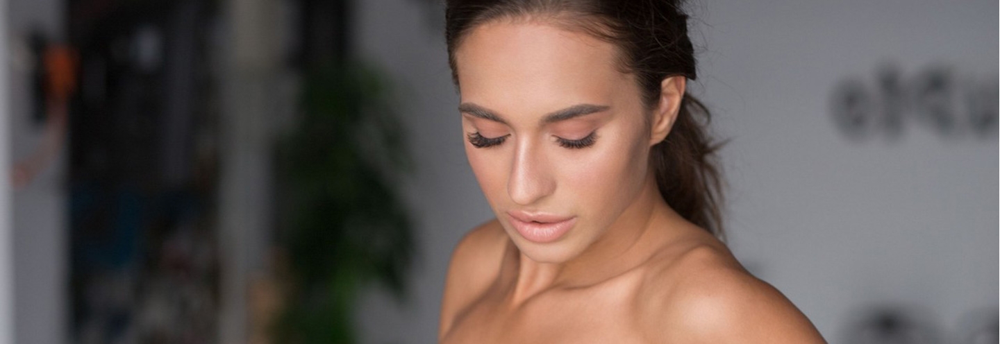 Nicole Winter In Soft Silhouette