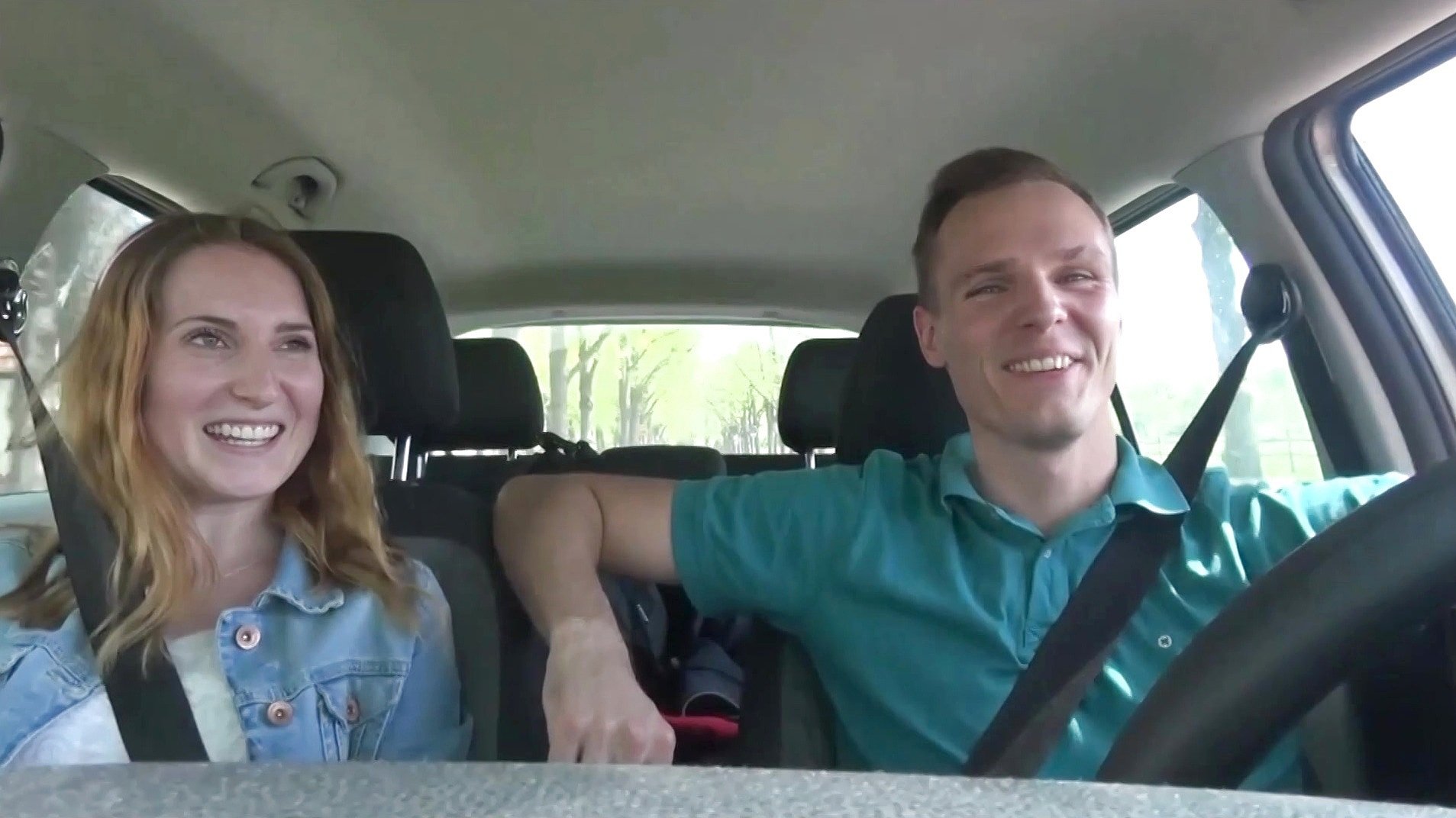 Lia Louise Gets a Roadside Fuck That Leaves Her Tight Pussy Sore!