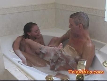 Tub Fucking Teen