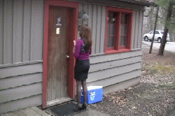 Cabin Captive - Screenshot 1 of 4