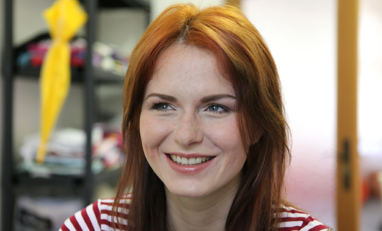 Amber Fox - Foxy Amber