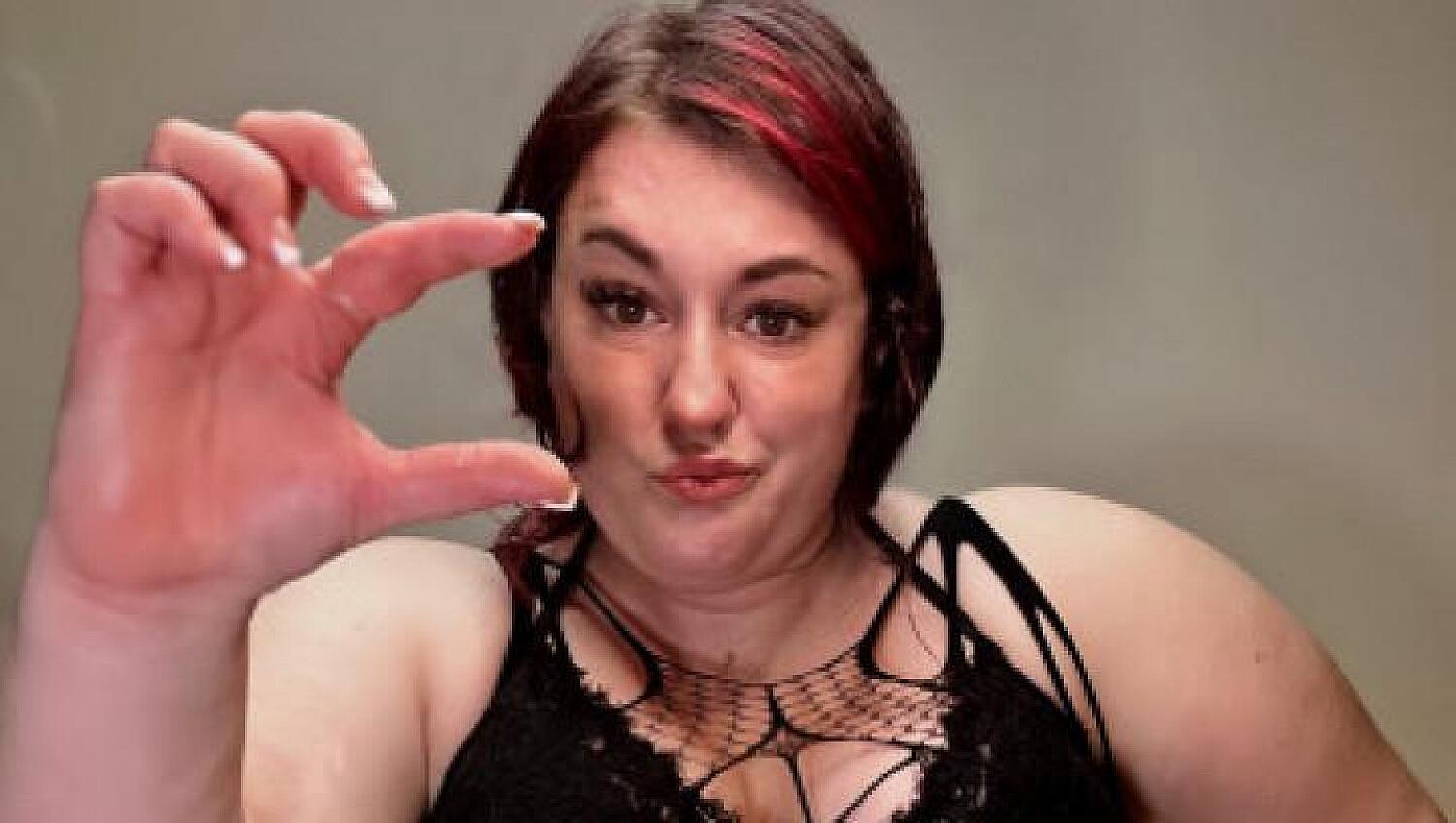 SPH Dick Rating By BBW Showing Cleavage