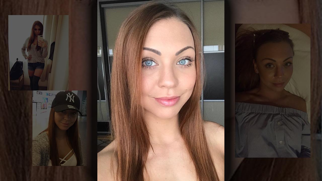 Hot Redhead Selfie Pics