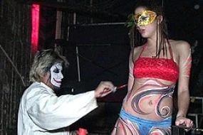 Latin Girl Gets Bodypainting