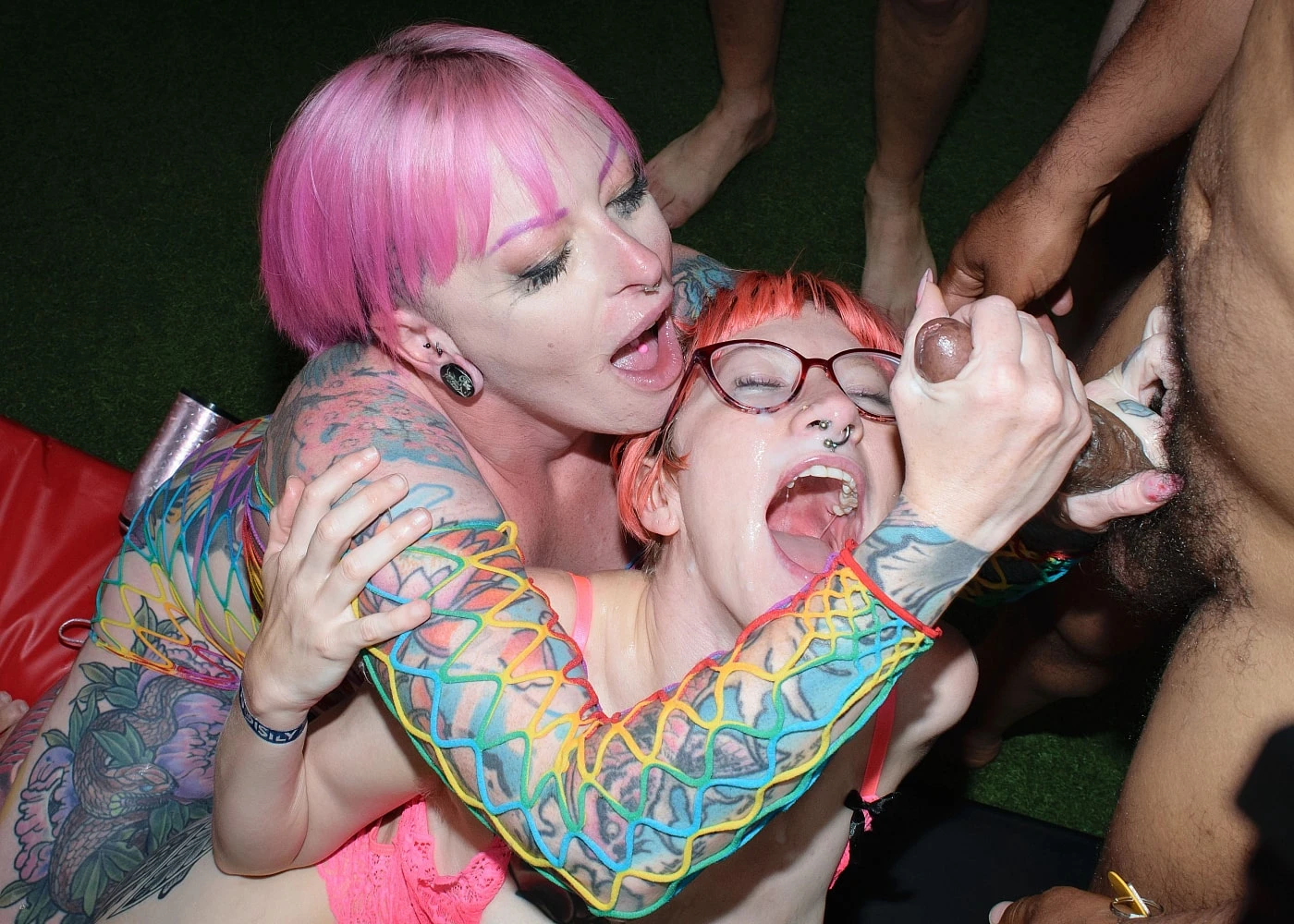 Truly Amazing Bukkake with Inked Babes Piggy and Rosa
