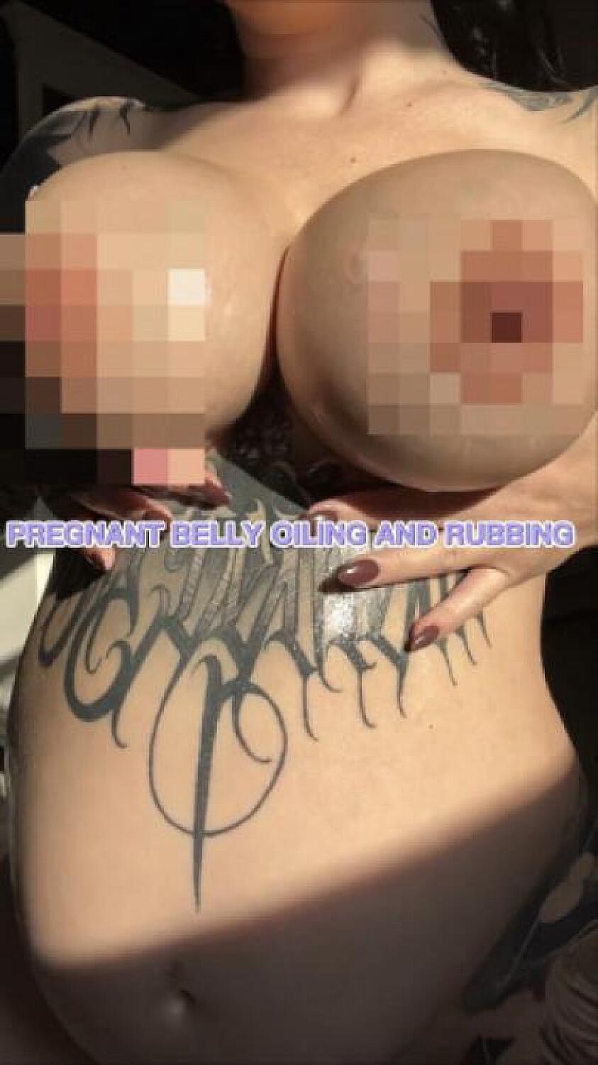 Pregnant Belly Oiling & Rubbing