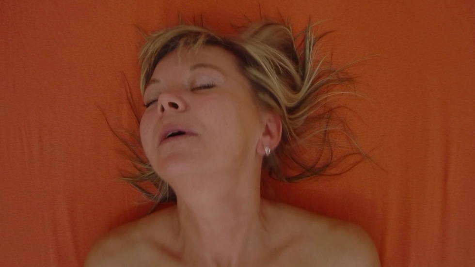 Mature Blonde Plays with Her Pussy