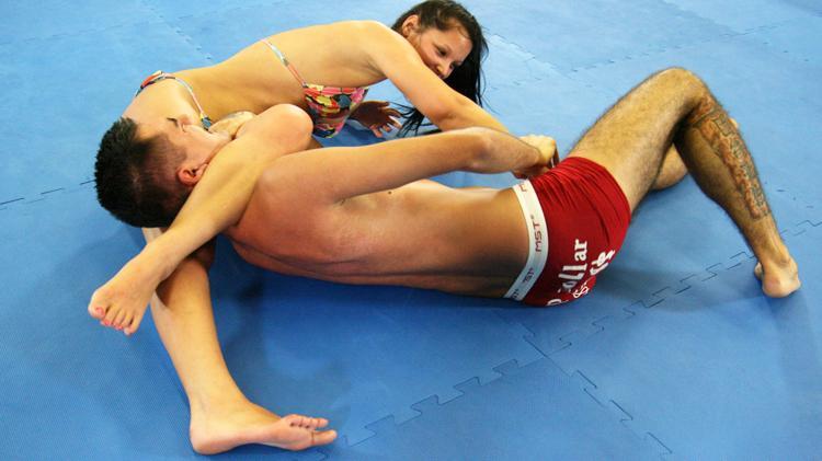 Dirty Fighting Gipsy Girl Part II