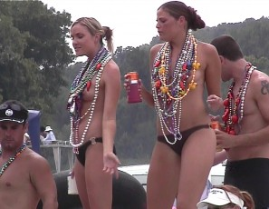 Totally Wasted Party Girls Sucking Dick and Eating Pussy in Public