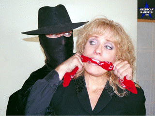 Slideshow - Cassandra Knight in Bondage - Format - Screenshot 1 of 4 - Bondage