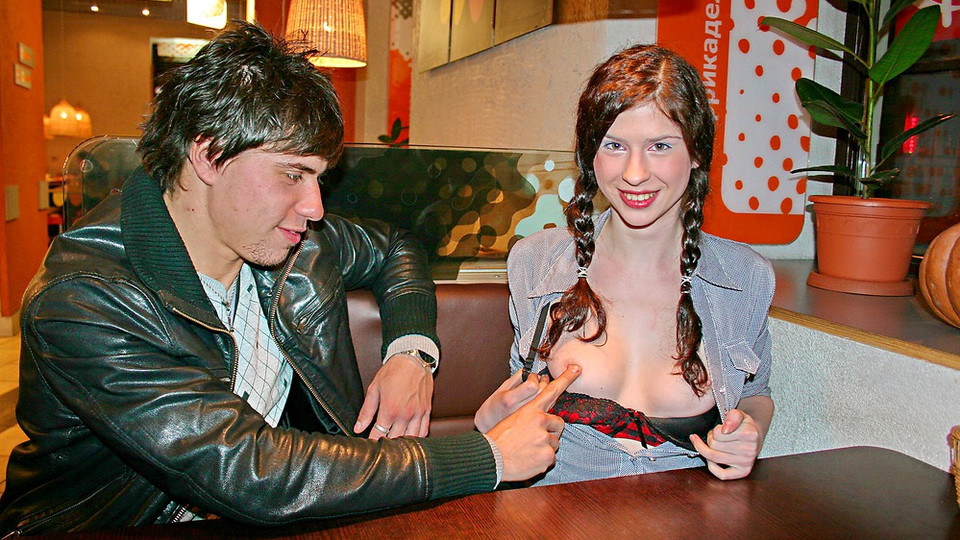 Young Sex Movie with Cute Pickup Girl
